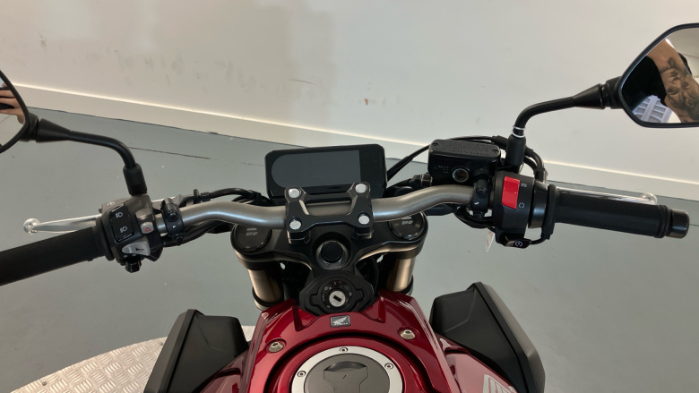 Honda CB650RA (22MY)